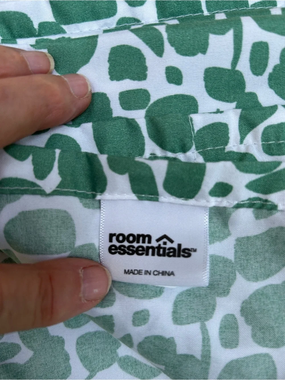 XL Twin Green/White Print. Extra soft. cool feel. Great condition for that dorm.
